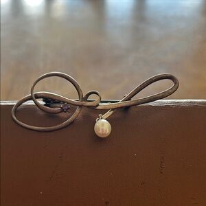 Elegant Looping Silver Brooch with Pearl Drop